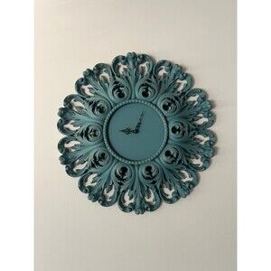 Vintage 1950s Decorative Home Decor Clock
